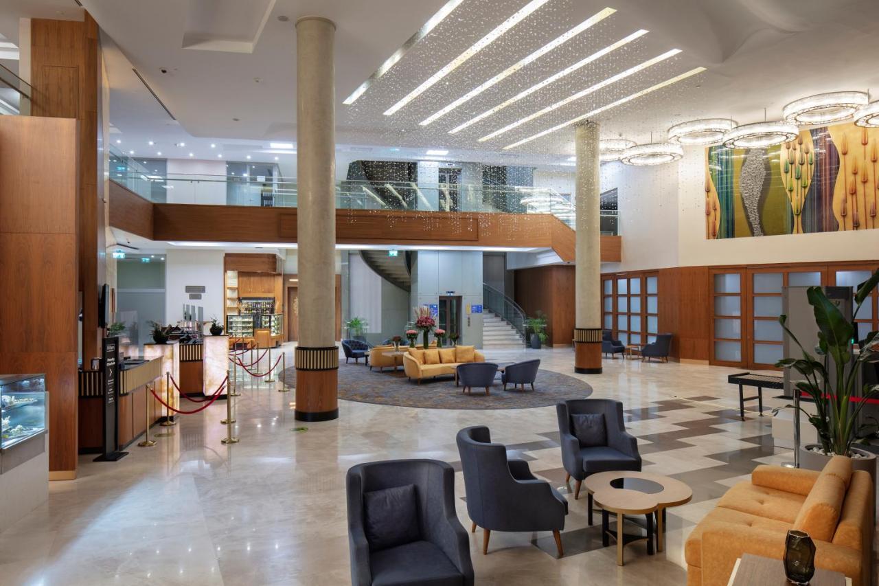 Doubletree By Hilton Istanbul Atasehir Hotel & Conference Centre المظهر الخارجي الصورة