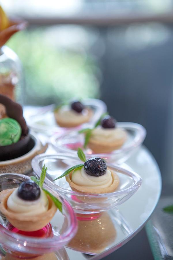 Doubletree By Hilton Istanbul Atasehir Hotel & Conference Centre المظهر الخارجي الصورة