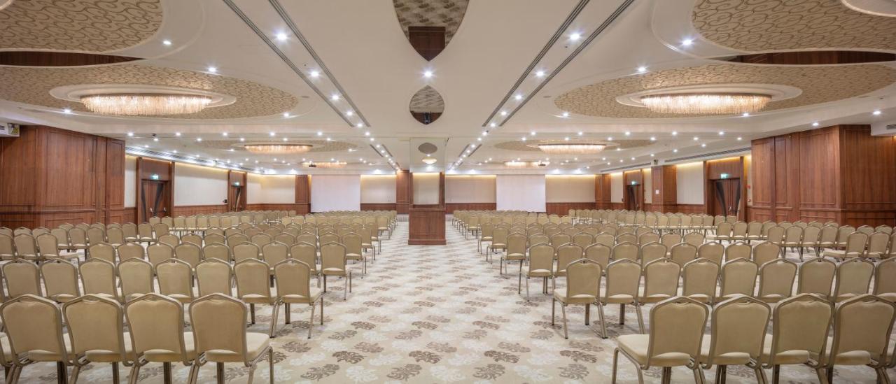 Doubletree By Hilton Istanbul Atasehir Hotel & Conference Centre المظهر الخارجي الصورة