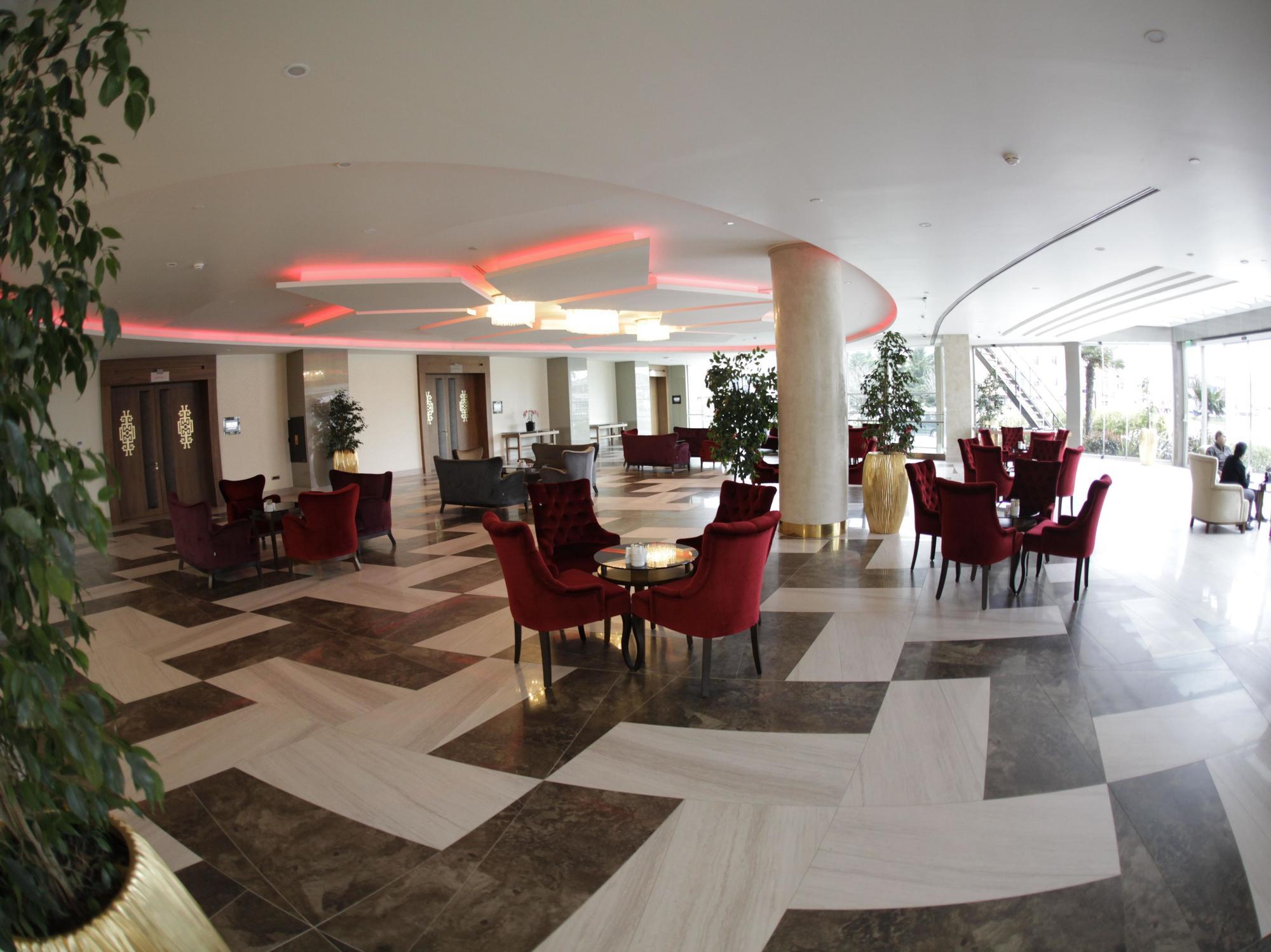 Doubletree By Hilton Istanbul Atasehir Hotel & Conference Centre المظهر الخارجي الصورة