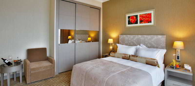 Doubletree By Hilton Istanbul Atasehir Hotel & Conference Centre المظهر الخارجي الصورة